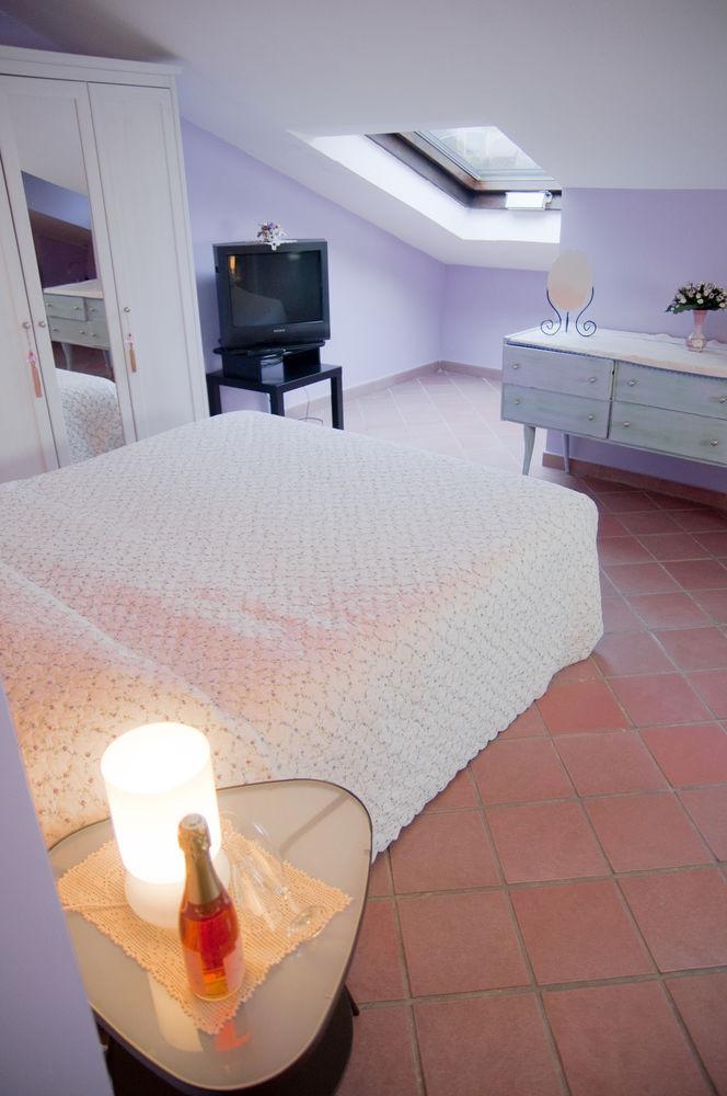 Apartamento Tetto Fiorito Castellammare di Stabia Exterior foto