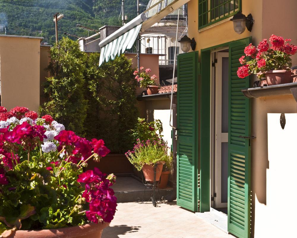 Apartamento Tetto Fiorito Castellammare di Stabia Exterior foto
