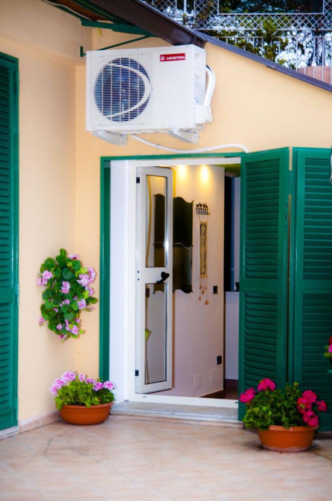 Apartamento Tetto Fiorito Castellammare di Stabia Exterior foto